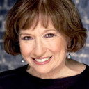 Gerrianne Raphael als Pumyra (voice)