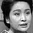 清川玉枝 als Madame at café