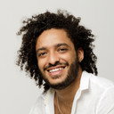 Thiago Almasy als Júnior