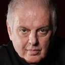 Daniel Barenboim als Self