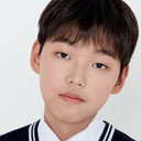 Lee Joo-young als Young Wang Gyeong-tae
