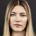 Hannah McKechnie als Molly