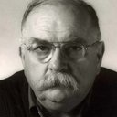 Wilford Brimley als Frank Brackett