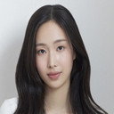 Hwang Hye-jin als Sculpture Student