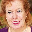 Carrie Cohen als Mother-in-Law