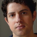 Eli Gelb als Guy Hickey