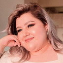 Priscila Arias als La Beba
