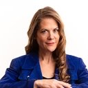 Anita Daher als Mother at Shelter