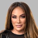 Lina Fanene als Nia Jax