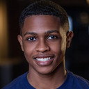 Raymond Seay als Oldest Kid
