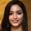 Srinidhi Shetty als Reena