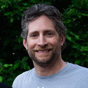 Adam Millis als Police Captain