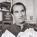 Κώστας Χατζηχρήστος als Iordanis Kollaros