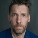 Craig Parkinson als Peter Butler