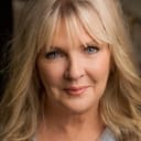 Aileen Beale als Margaret Young