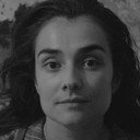 Tânia Dinis als Mulher Jovem