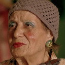 Aziza Semaan als Lili