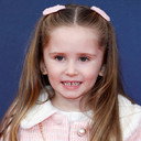 Grace Delaney als Ella