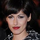 Jennifer Ayache als Young passerby