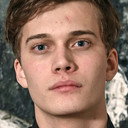 Björn Mosten als Max Järvi