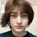 Ruby Perry als Father
