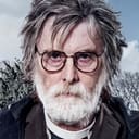 David Threlfall als Peters