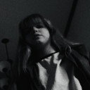 Kate Chisholm als Molly
