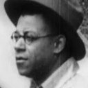 James D. Ruffin als Conrad Drebert - Sylvia's Fiancé