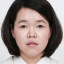 윤서정 als Insurance Seller