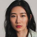 Cynthia Zhou als Shanghai Announcer
