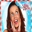 Xana Abreu als Herself