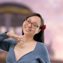 Erika Gozar als Narrator