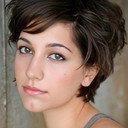 Lindsey Naves als 