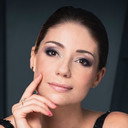 Sofia Escobar als Inês Santiago
