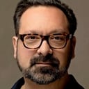 James Mangold als Dr. Greg