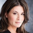 Nicole Oliver als Lilliana Roxelle / Fitting Room Attendant (voice)