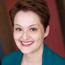 Mandy McMillian als Casting Director
