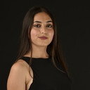 Özlem Kaya als Hediye