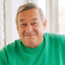 Christoph Biemann als self