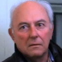 Geert Gielissen als press photographer (uncredited)
