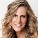 Dedina Bernardelli als Mirna