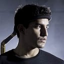 Eduardo Castrillo als Officer Melendez