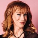 Kathy Griffin als Female Armed Guard