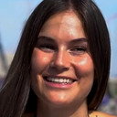 Cèlia Espanya als Self - Host
