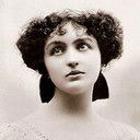 Sybil Rhoda als Sybil Wakeley