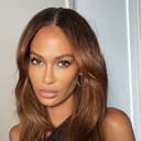 Joan Smalls als Continental Female Assassin