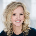 Sara Griffiths als Ray