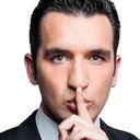 Miguel Lago als Jefe de Javier