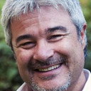 Pino Insegno als Agostino Catalano