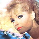 Hannelore Kramm als Betty Rogers